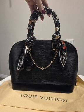 Louis Vuitton Black Epi Alma PM Satchel